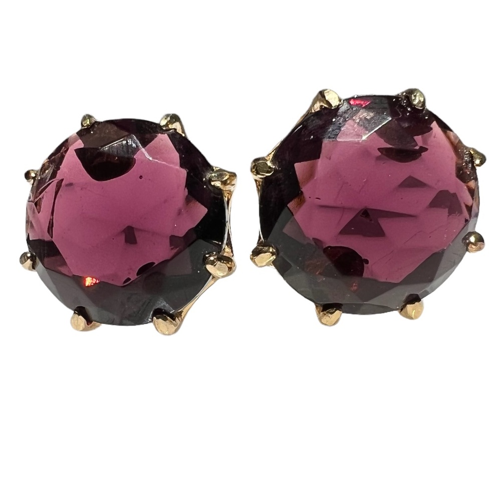 VINTAGE FACETED PURPLE GLASS BUTTON CLIP ON EARRINGS
